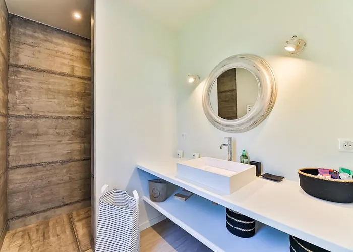 Chiron Reculeau - Piscine - Wifi *