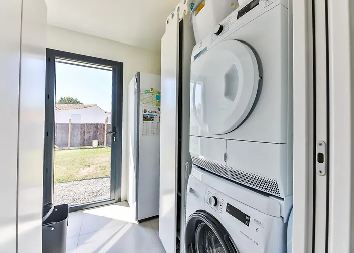 Сasa de vacaciones Chiron Reculeau - Piscine - Wifi Bois-de-Cené