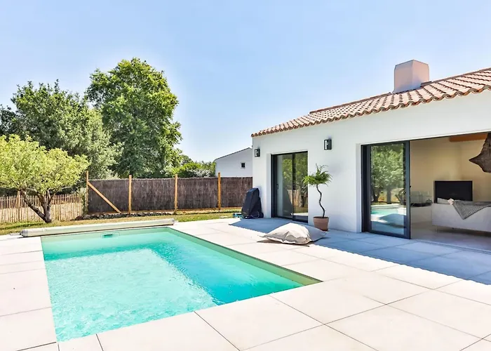 Chiron Reculeau - Piscine - Wifi Сasa de vacaciones *