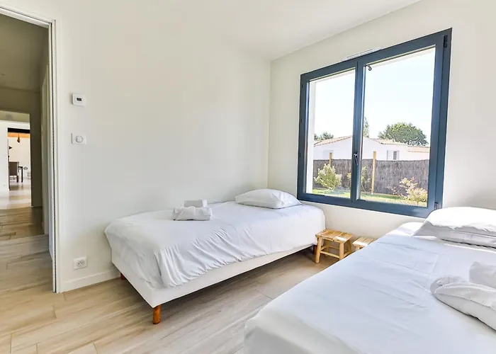 Chiron Reculeau - Piscine - Wifi * Bois-de-Cené