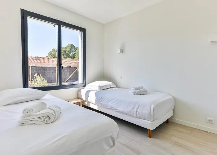 Chiron Reculeau - Piscine - Wifi Bois-de-Cené