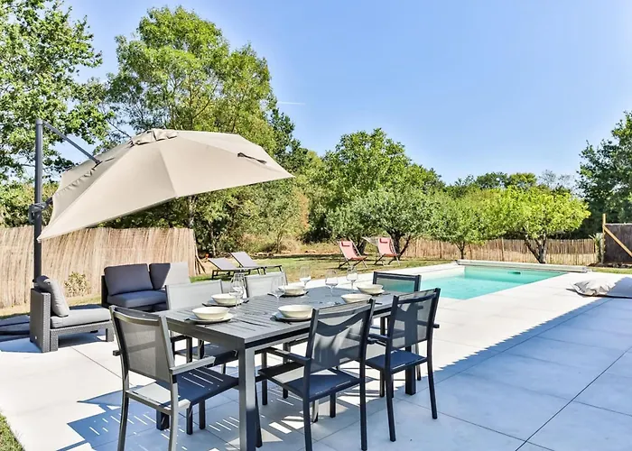 Chiron Reculeau - Piscine - Wifi Сasa de vacaciones *